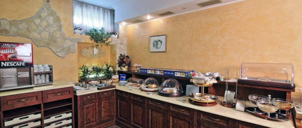 Hotel Aurora Wellness & Spa Tivoli Terme Eksteriør bilde