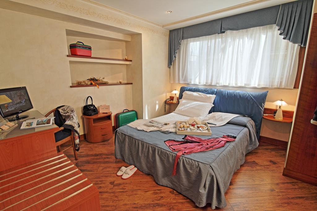 Hotel Aurora Wellness & Spa Tivoli Terme Rom bilde